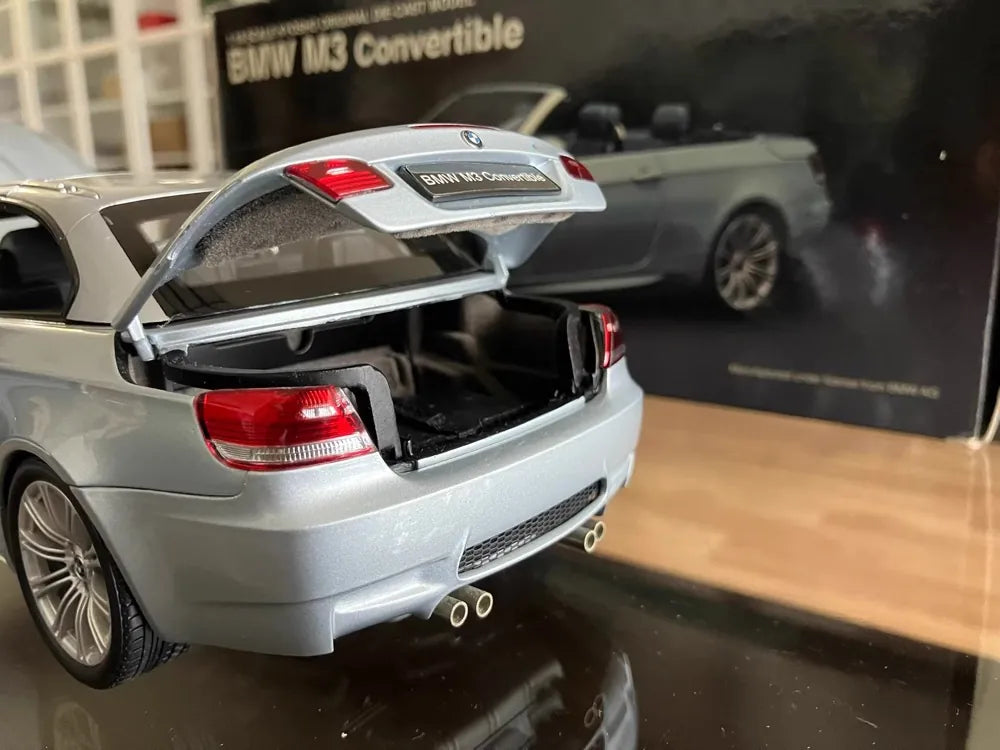 [Kyosho] 1:18 BMW 2009 E93 M3 Cabriolet silver modellbil Die-Cast