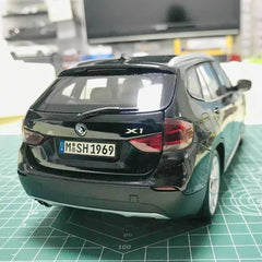 [Kyosho] 1:18 BMW 2012 E84 X1 xDrive28i Black Model Car Die-Cast