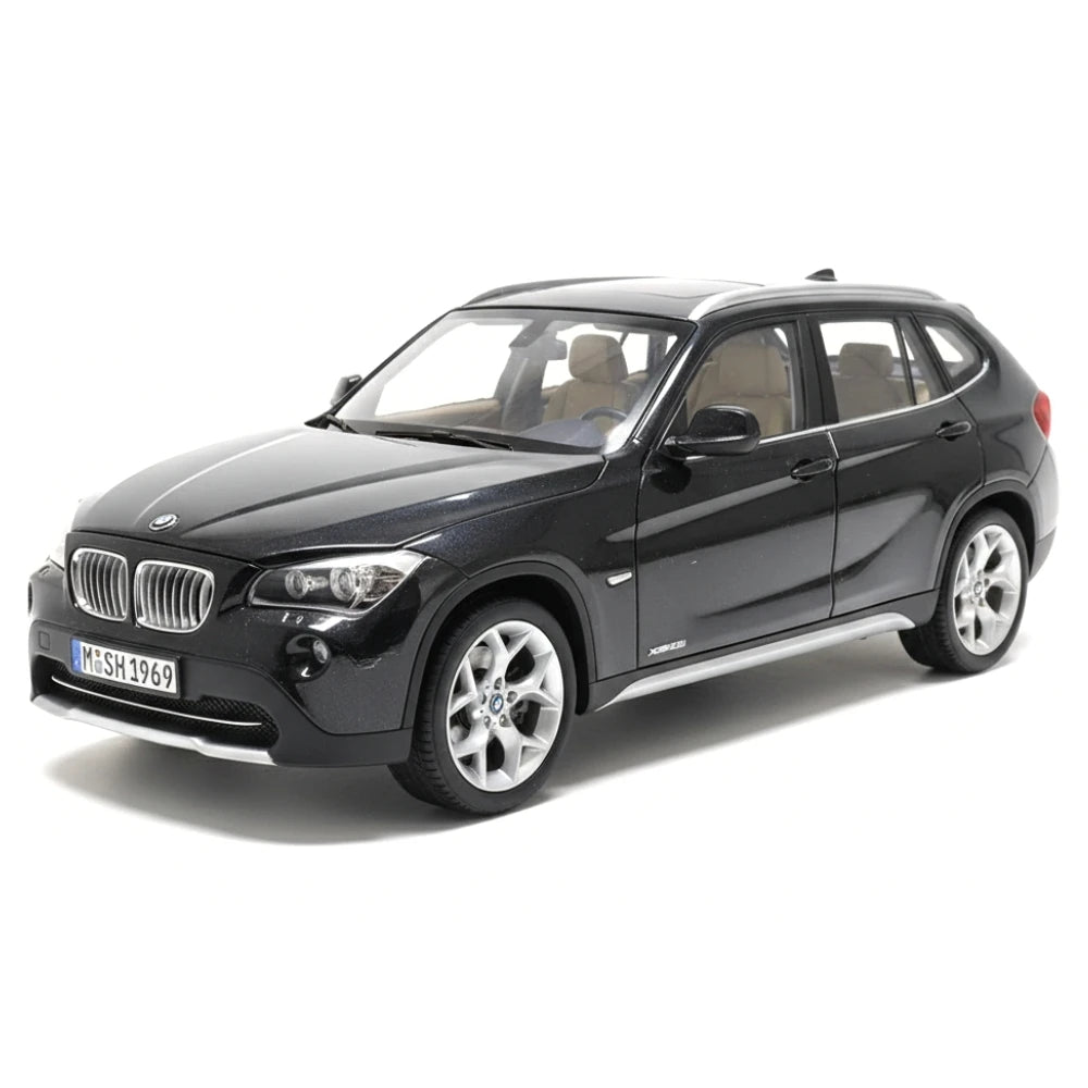 [Kyosho] 1:18 BMW 2012 E84 X1 xDrive28i Black Model Car Die-Cast