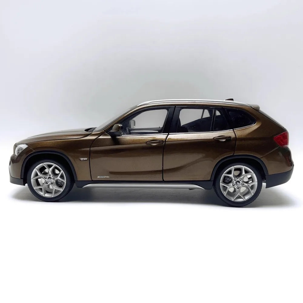[Kyosho] 1:18 BMW 2012 E84 X1 xDrive28i Brown Model Car Die-Cast