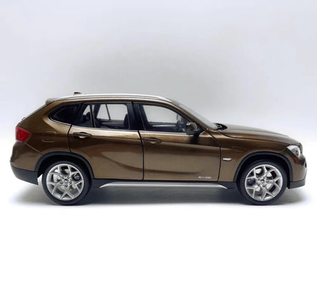 [Kyosho] 1:18 BMW 2012 E84 X1 xDrive28i Brown Model Car Die-Cast