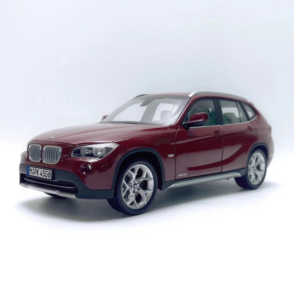 [Kyosho] 1:18 BMW 2012 E84 X1 xDrive28i Red Model Car Die-Cast