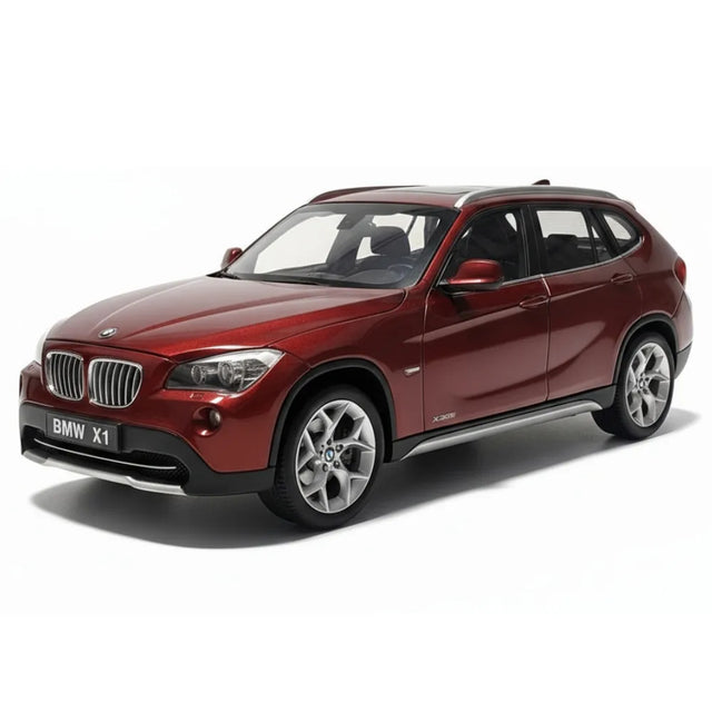 [Kyosho] 1:18 BMW 2012 E84 X1 xDrive28i レッド モデルカー Die-Cast