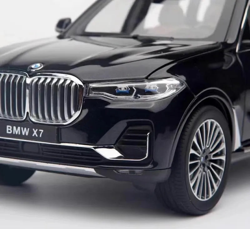 [Kyosho] 1:18 BMW 2019 G07 X7 Black Model Car Die-Cast