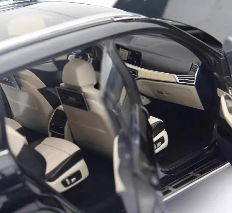 [Kyosho] 1:18 BMW 2019 G07 X7 noir voiture miniature Die-Cast
