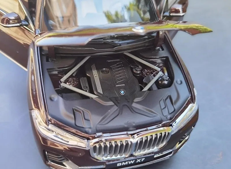 [Kyosho] 1:18 BMW 2019 G07 X7 Red Model Car Die-Cast