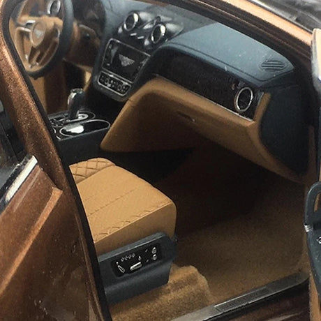 [Kyosho] 1:18 Bentley 2016 Bentayga Brown Model Car Die-Cast