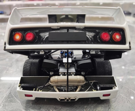 [Kyosho] 1:18 Ferrari 1987 F40 wit modelauto Die-Cast