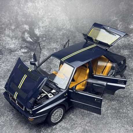 [Kyosho] 1:18 Lancia 1993 Delta HF Integrale Evo II Blue Model Car Die-Cast