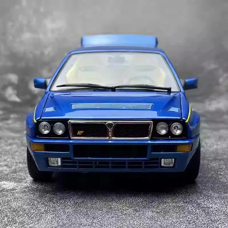 [Kyosho] 1:18 Lancia 1993 Delta HF Integrale Evo II Cyan Model Car Die-Cast