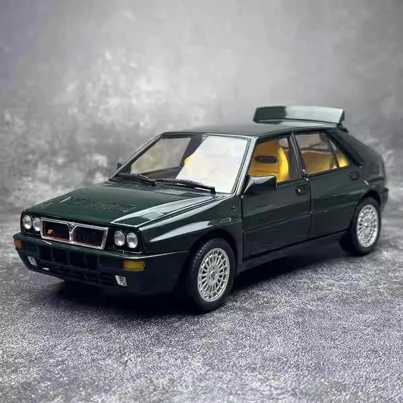 [Kyosho] 1:18 Lancia 1993 Delta HF Integrale Evo II Green Model Car Die-Cast