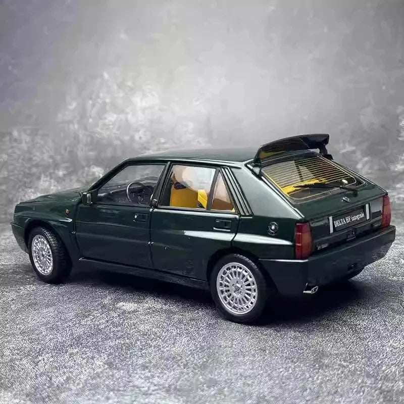 [Kyosho] 1:18 Lancia 1993 Delta HF Integrale Evo II Green Model Car Die-Cast