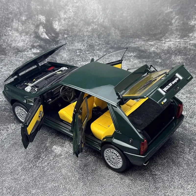 [Kyosho] 1:18 Lancia 1993 Delta HF Integrale Evo II Green Model Car Die-Cast