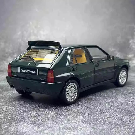 [Kyosho] 1:18 Lancia 1993 Delta HF Integrale Evo II Green Model Car Die-Cast