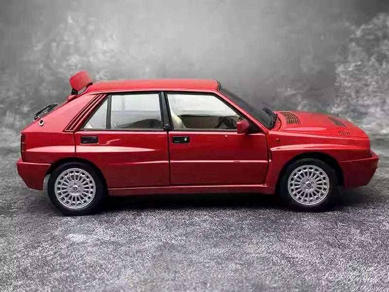 [Kyosho] 1:18 Lancia 1993 Delta HF Integrale Evo II Red Model Car Die-Cast