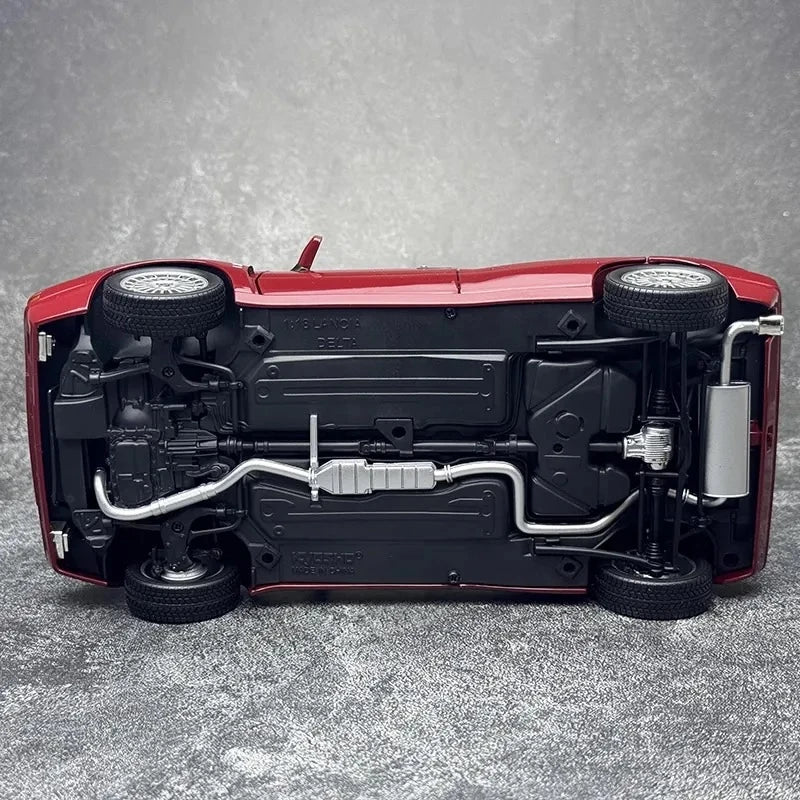 [Kyosho] 1:18 Lancia 1993 Delta HF Integrale Evo II Red Model Car Die-Cast