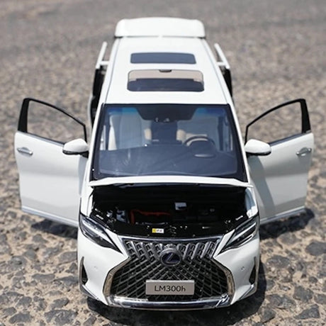 [Kyosho] 1:18 Lexus 2020 LM 300h White Model Car Die-Cast