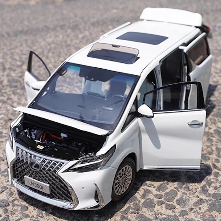 [Kyosho] 1:18 Lexus 2020 LM 300h White Model Car Die-Cast
