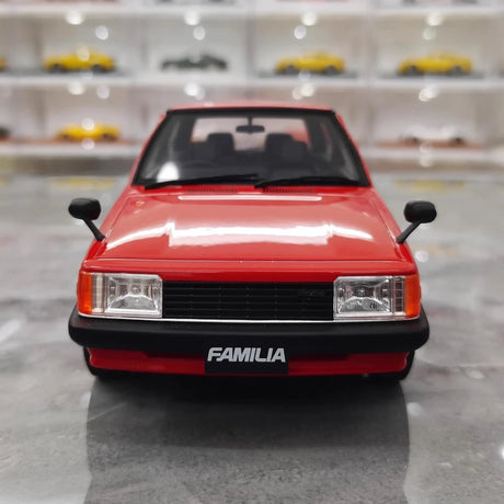 [Kyosho] 1:18 Mazda 1985 Familia XG Red Model Car Die-Cast