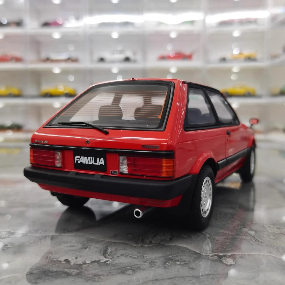 [Kyosho] 1:18 Mazda 1985 Familia XG Red Model Car Die-Cast