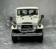 [Kyosho] 1:18 Toyota 1960 Land Cruiser FJ40 White Model Car Die-Cast