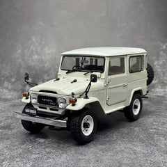 [Kyosho] 1:18 Toyota 1960 Land Cruiser FJ40 White Model Car Die-Cast