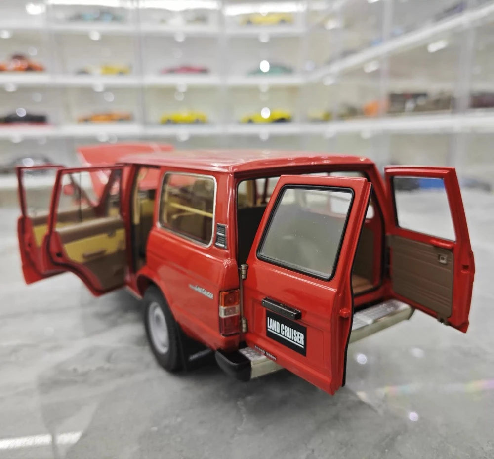 [Kyosho] 1:18 Toyota 1980 Land Cruiser J60 Red Model Car Die-Cast