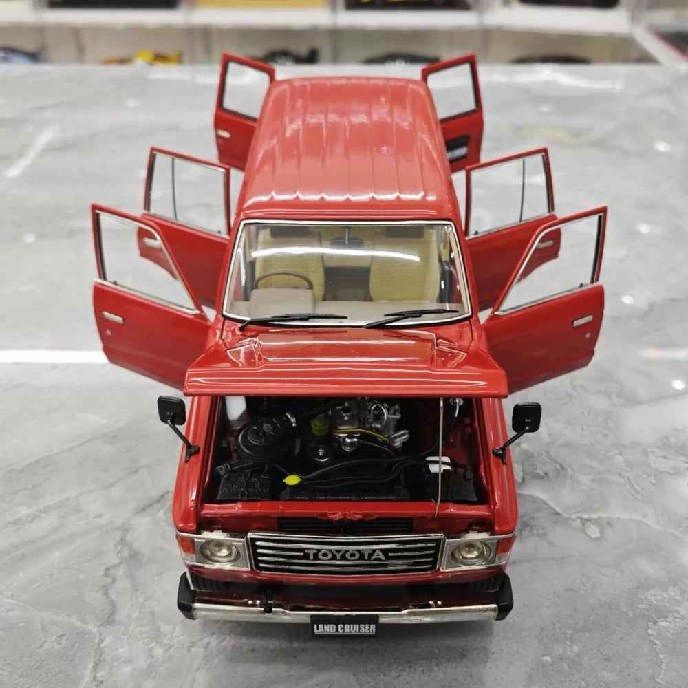 [Kyosho] 1:18 Toyota 1980 Land Cruiser J60 Red Model Car Die-Cast