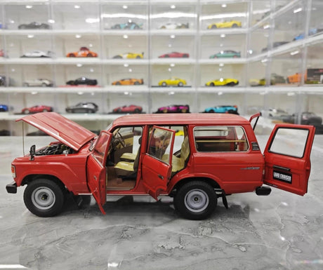 [Kyosho] 1:18 Toyota 1980 Land Cruiser J60 röd modellbil Die-Cast