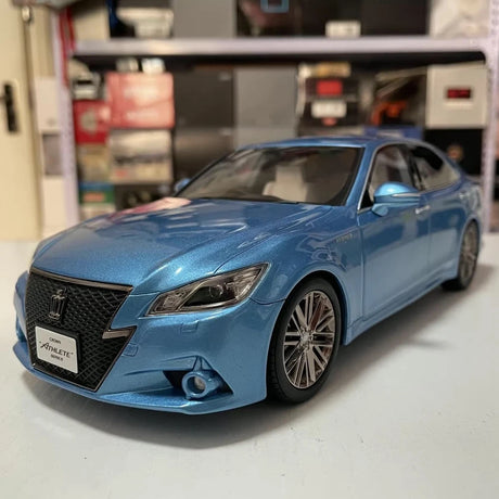 [Kyosho] 1:18 Toyota 2012 Crown Athlete S210 bleu voiture miniature Die-Cast