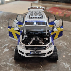 [Kyosho] 1:18 Volkswagen 2010 Touareg Snowareg Sweden Model Car Die-Cast