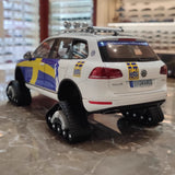 [Kyosho] 1:18 Volkswagen 2010 Touareg Snowareg Sweden モデルカー Die-Cast