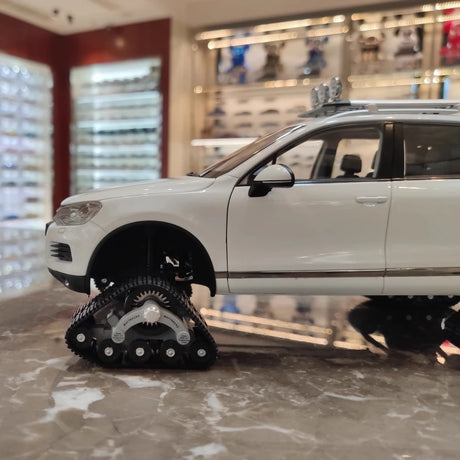 [Kyosho] 1:18 Volkswagen 2010 Touareg Snowareg White Model Car Die-Cast