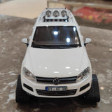 [Kyosho] 1:18 Volkswagen 2010 Touareg Snowareg White Model Car Die-Cast