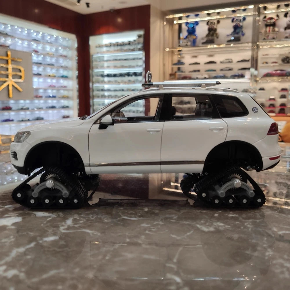 [Kyosho] 1:18 Volkswagen 2010 Touareg Snowareg White Model Car Die-Cast