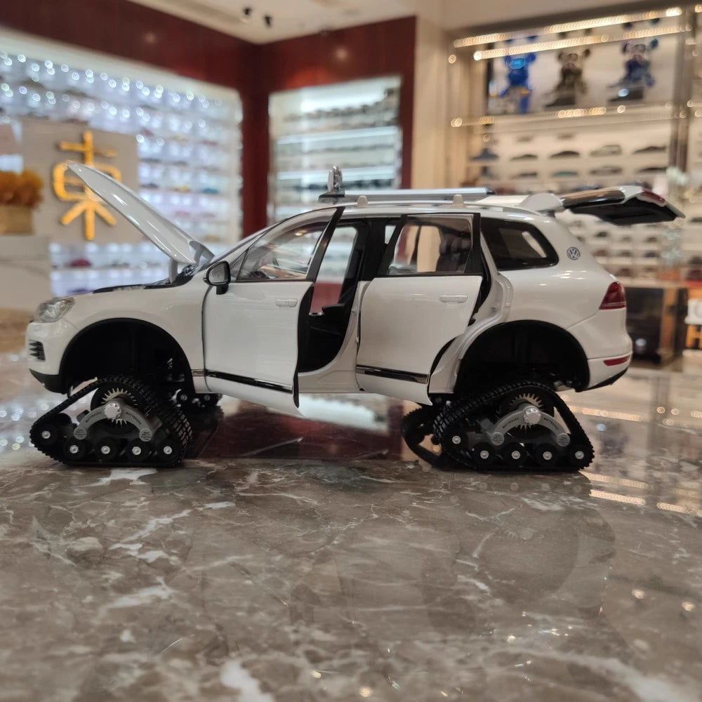 [Kyosho] 1:18 Volkswagen 2010 Touareg Snowareg White Model Car Die-Cast