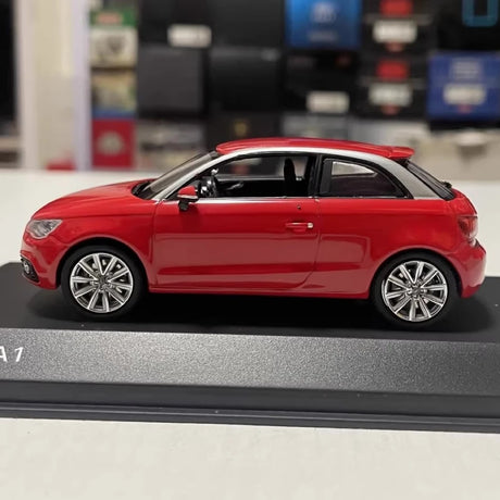 [Kyosho] 1:43 Audi 2010 A1 Red Model Car Die-Cast