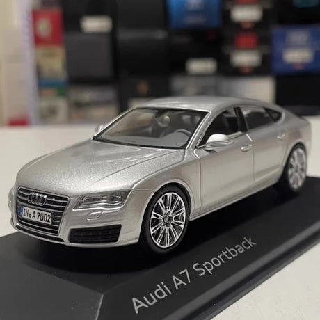 [Kyosho] 1:43 Audi 2011 A7 Sportback Silver Model Car Die-Cast