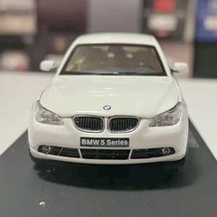 [Kyosho] 1:43 BMW 2003 E60 545i White Model Car Die-Cast