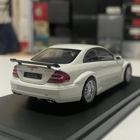 [Kyosho] 1:43 Mercedes-Benz 2004 CLK DTM AMG C209 White Model Car Die-Cast
