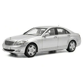 [Kyosho] 1:43 Mercedes-Benz 2006 S600 Guard V221 Silver Model Car Die-Cast