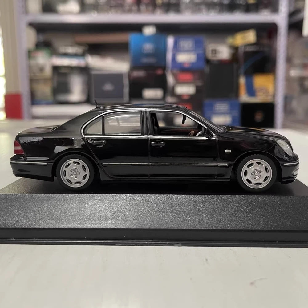 [Kyosho] 1:43 Toyota 2001 Celsior UCF30 Black Model Car Die-Cast