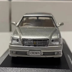 [Kyosho] 1:43 Toyota 2001 Crown S170 Silver Model Car Die-Cast