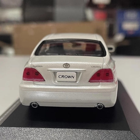 [Kyosho] 1:43 Toyota 2004 Crown S180 White Model Car Die-Cast