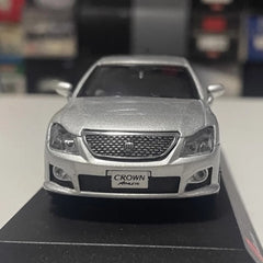 [Kyosho] 1:43 Toyota 2008 Crown Athlete S200 Silver Model Car Die-Cast