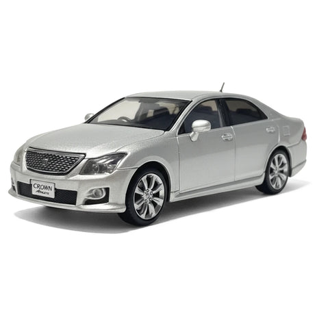 [Kyosho] 1:43 Toyota 2008 Crown Athlete S200 Silver Model Car Die-Cast