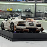 LBWK Lamborghini 2011 Aventador LB-Works Iridescent LV Livery 1:18 – Resina de Modelo de Resina de Coleção