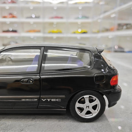 [LCD] 1:18 Honda 1991 Civic EG6 SiR Black Model Car Die-Cast