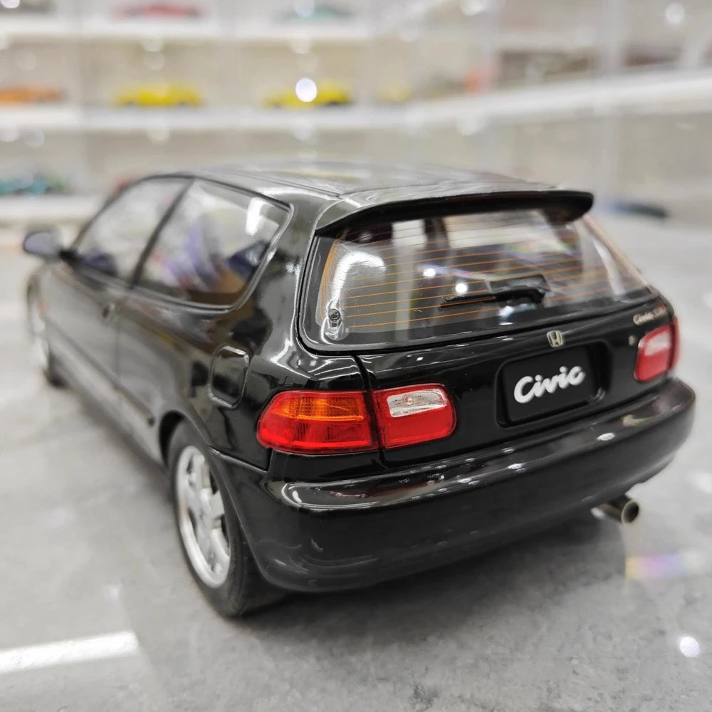 [LCD] 1:18 Honda 1991 Civic EG6 SiR Black Model Car Die-Cast