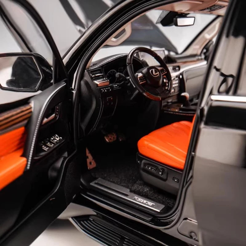 [LCD] 1:18 Lexus 2018 LX 570 zwart modelauto Die-Cast